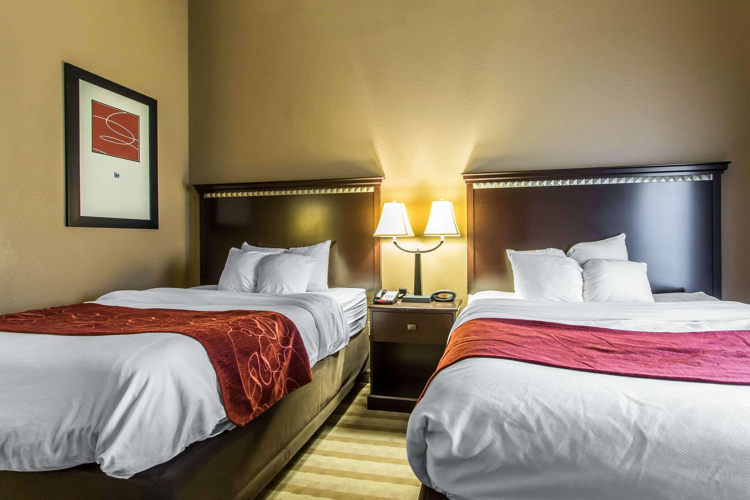 Comfort Suites Смирна Екстериор снимка
