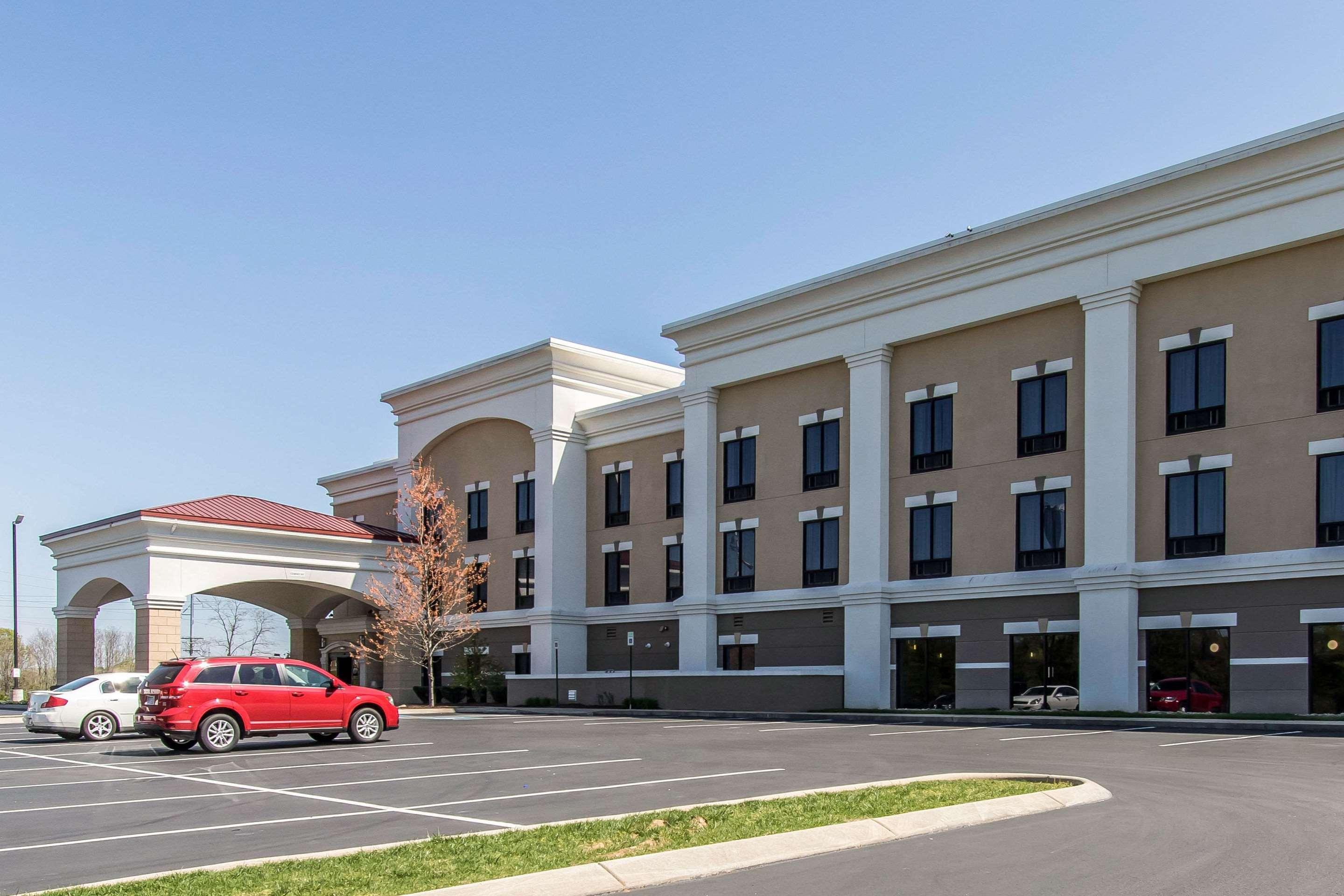 Comfort Suites Смирна Екстериор снимка