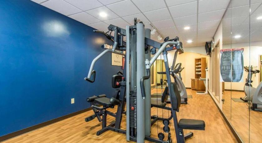 Comfort Suites Смирна Екстериор снимка