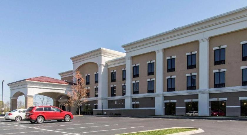 Comfort Suites Смирна Екстериор снимка
