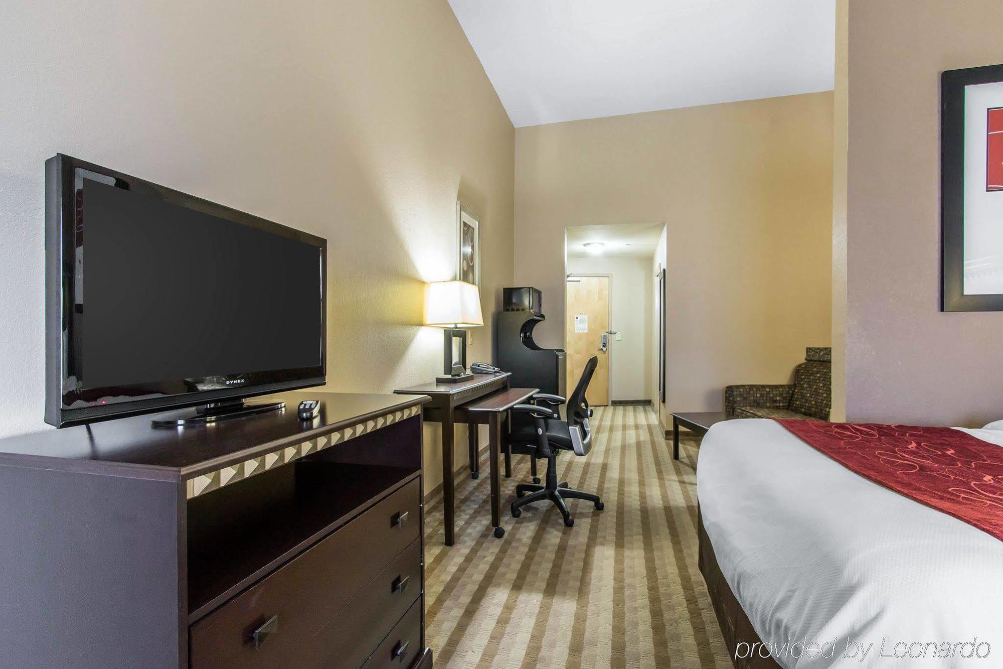 Comfort Suites Смирна Екстериор снимка